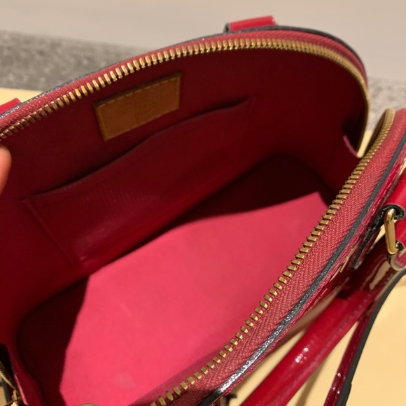 Louis Vuitton Alma BB Indian Rose Vernis - Picture 7 of 10